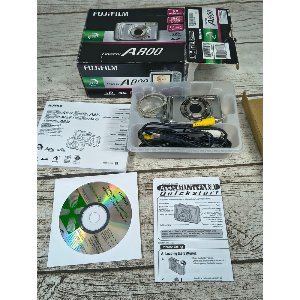 FUJIFILM FinePix A800 Digital Camera 3x Optical Zoom In Box